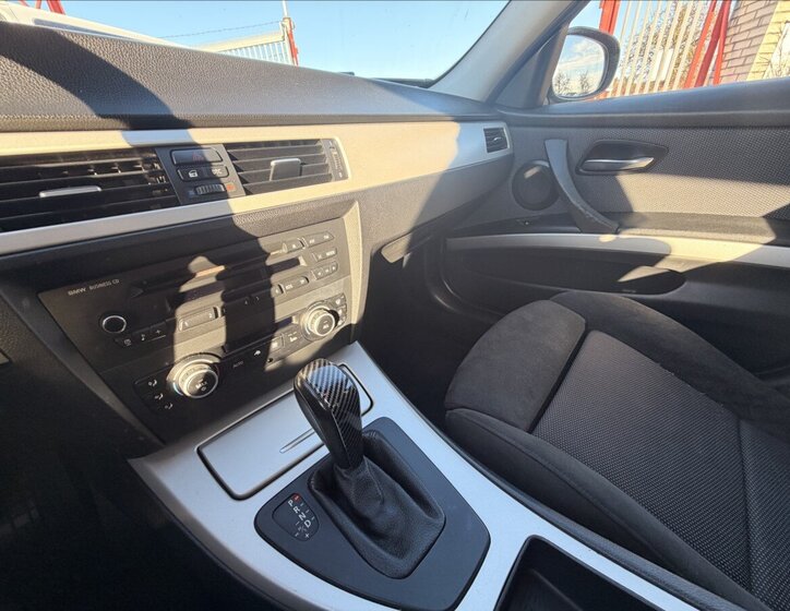 BMW Řada 3 Kombi 2,0 l 105 kw