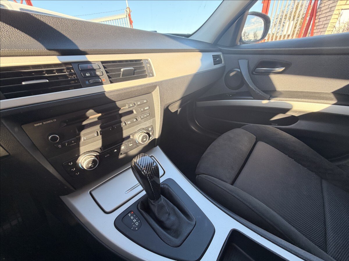 BMW Řada 3 Kombi 2,0 l 105 kw