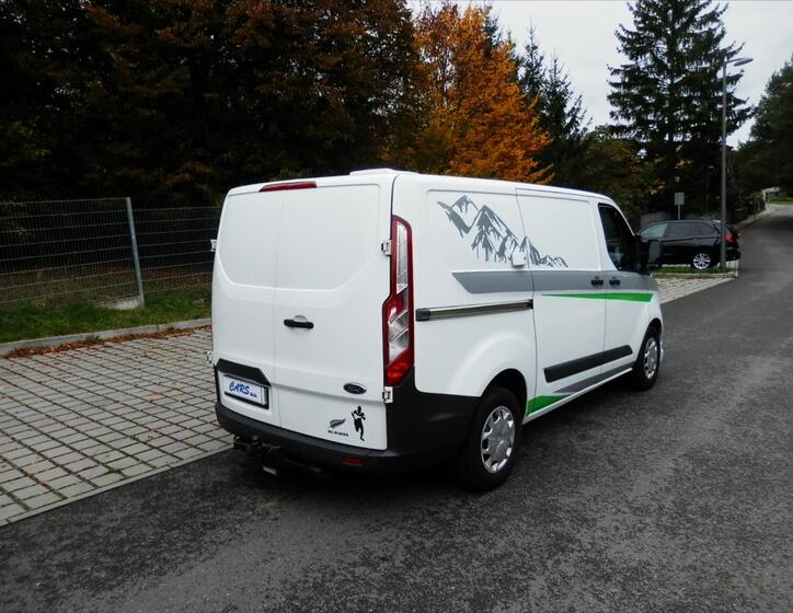 Ford Transit Custom 9