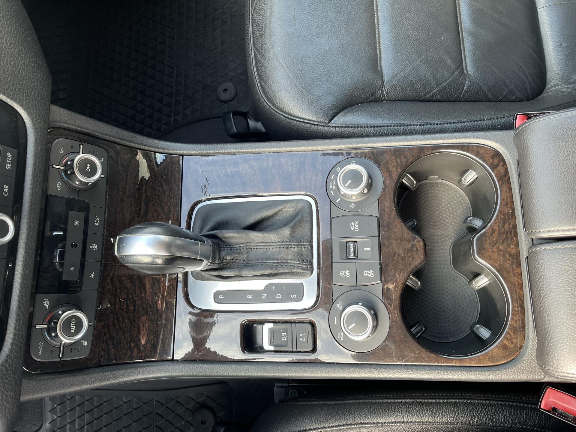 Volkswagen Touareg SUV 3,0 l 176 kw