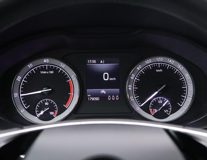 Škoda Karoq SUV / Terénní 999,0 81 kw