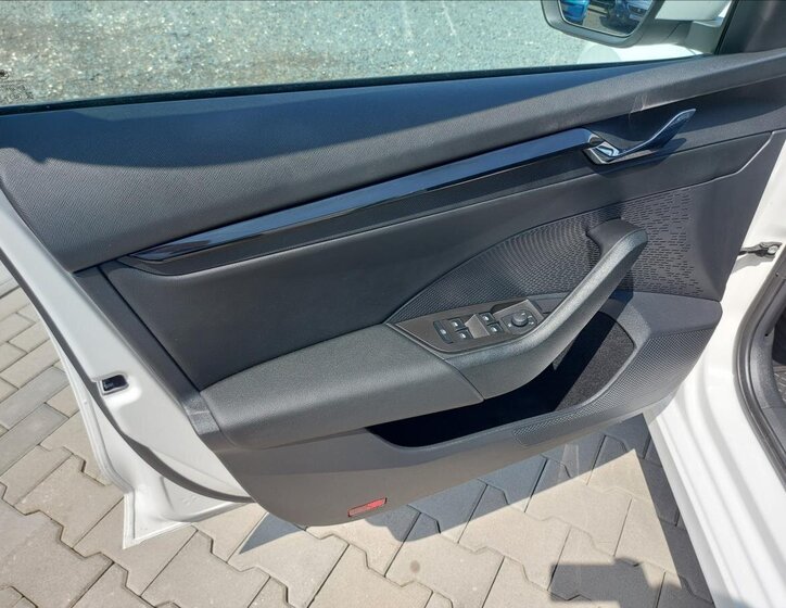 Škoda Octavia Sedan / Limuzína 2,0 l 85 kw