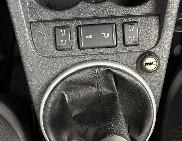 Škoda Fabia Hatchback 1,6 l 77 kw