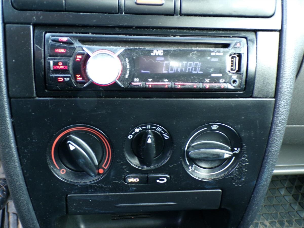 Seat Leon Hatchback 1,4 l 55 kw