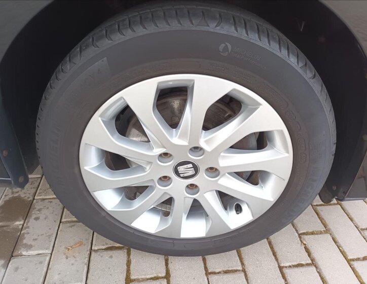 Seat Leon Hatchback 1,4 l 90 kw