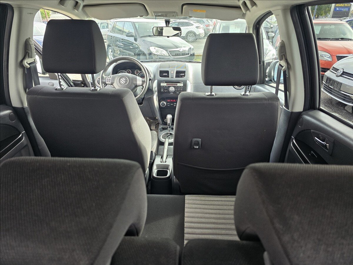 Suzuki SX4 Hatchback 1,6 l 88 kw