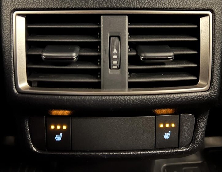 Lexus NX 300h SUV 2,5 l 145 kw