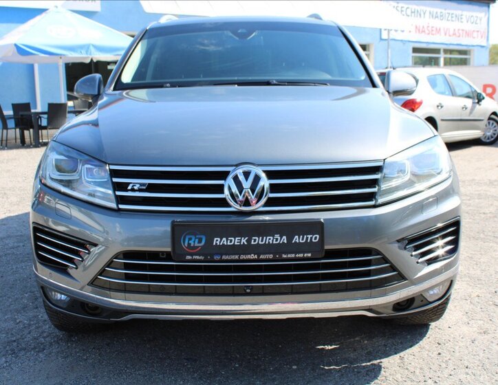 Volkswagen Touareg 2