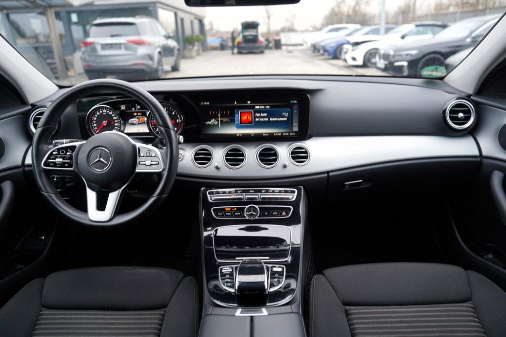 Mercedes-Benz Třídy E Kombi 2,0 l 143 kw