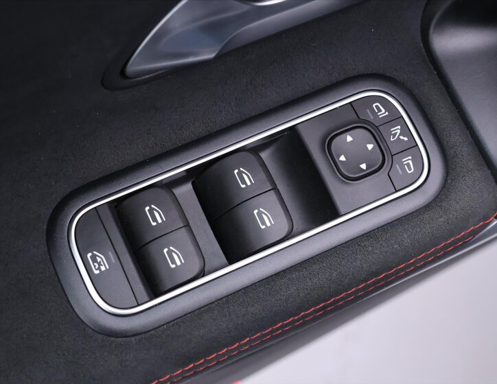 Mercedes-Benz CLA 16