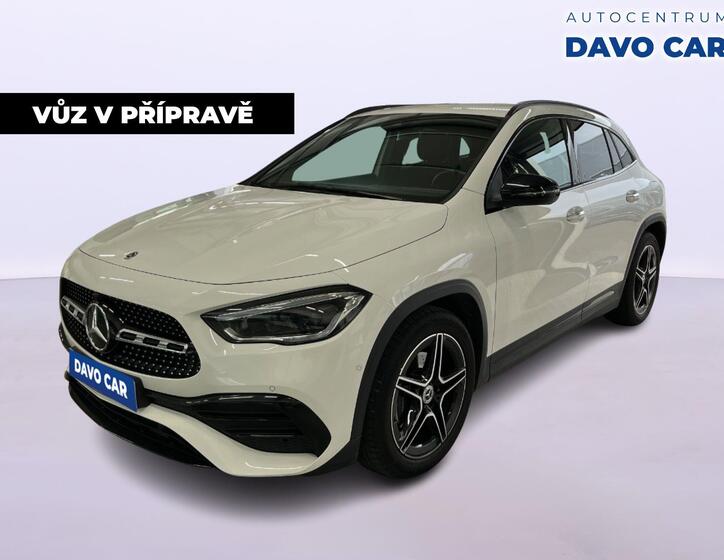 Mercedes-Benz GLA 1