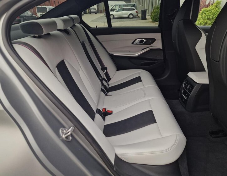 BMW M3 Sedan / Limuzína 3,0 l 390 kw