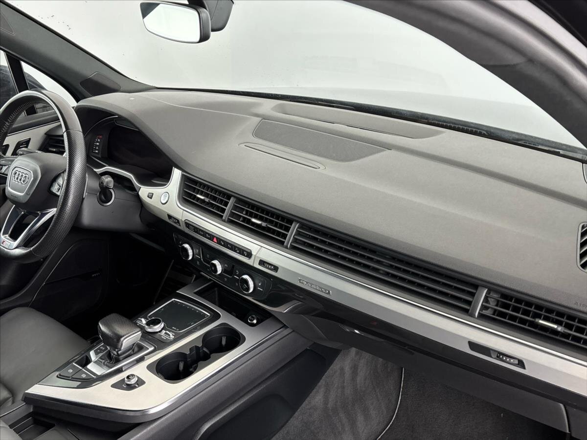 Audi Q7 SUV / Terénní 3,0 l 200 kw