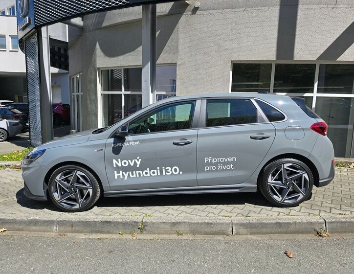 Hyundai i30 Hatchback 1,5 l 103 kw