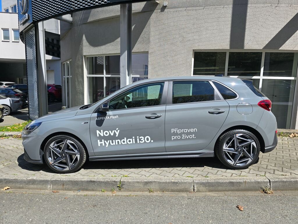 Hyundai i30 Hatchback 1,5 l 103 kw