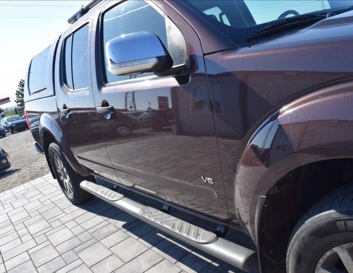 Nissan Navara Pick-up 3,0 l 170 kw