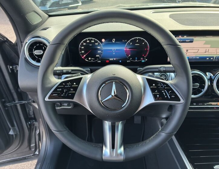 Mercedes-Benz GLB SUV / Terénní 2,0 l 85 kw