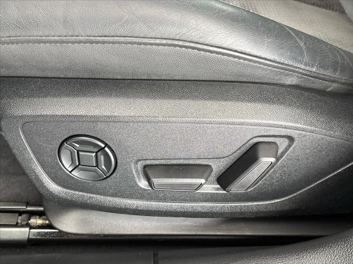 Audi A6 Sedan / Limuzína 3,0 l 250 kw