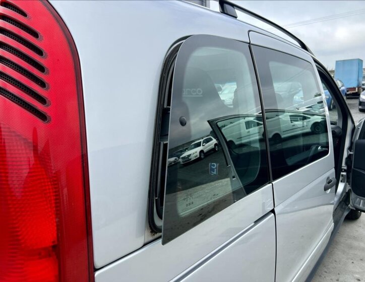 Mercedes-Benz Vaneo MPV 1,7 l 67 kw