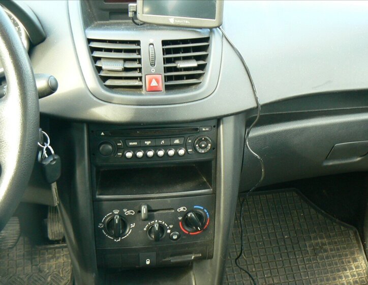 Peugeot 207 Hatchback 1,4 l 54 kw