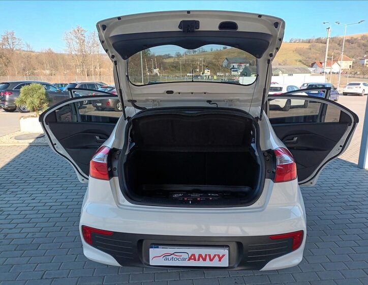 KIA Rio Hatchback 1,2 l 62 kw