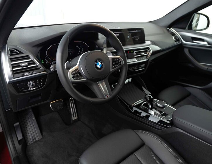 BMW X4 SUV / Terénní 2,0 l 140 kw