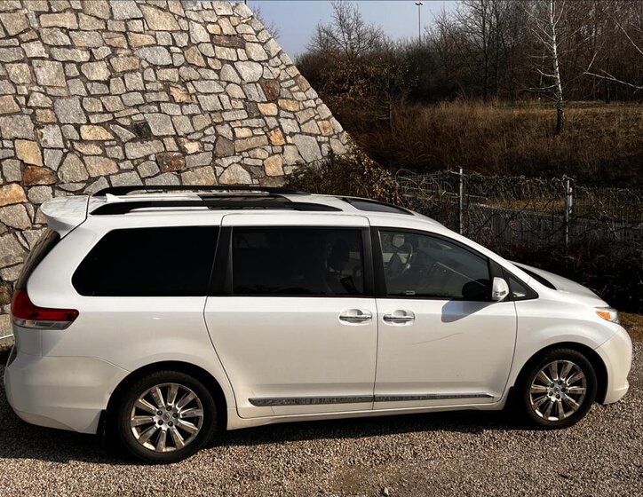 Toyota Sienna MPV 3,5 l 198 kw