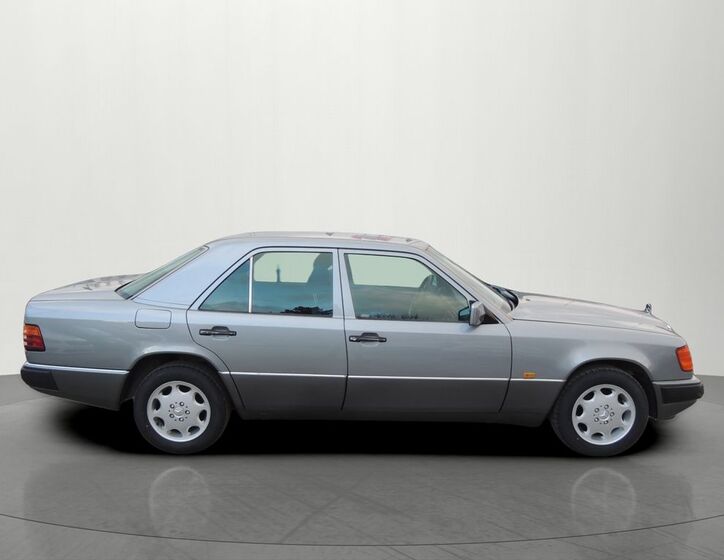 Mercedes-Benz Třídy E 5