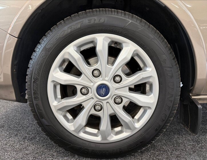 Ford Tourneo Custom MPV 2,0 l 96 kw