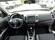 Mitsubishi Outlander Kombi 2,3 l 130 kw