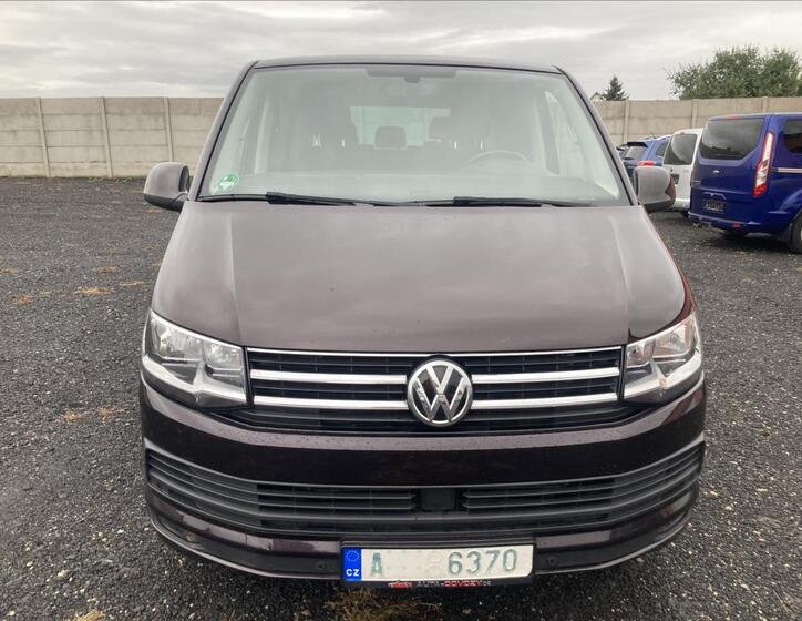 Volkswagen Multivan 2