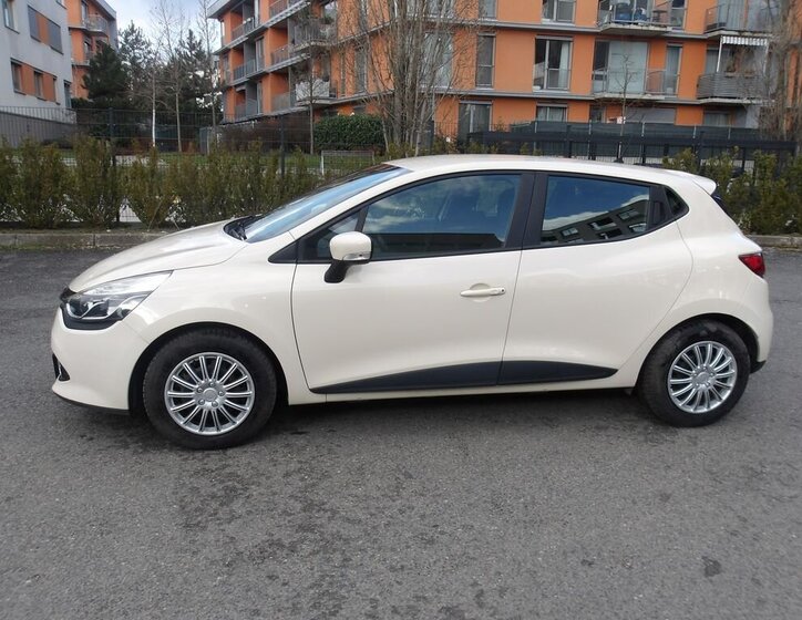 Renault Clio Hatchback 1,1 l 54 kw