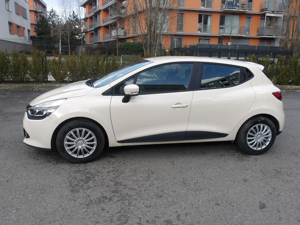 Renault Clio Hatchback 1,1 l 54 kw