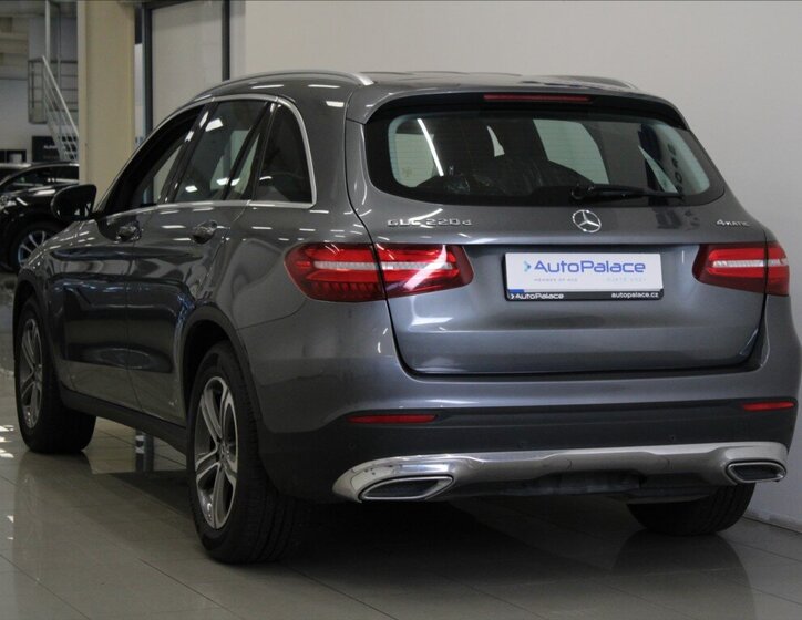 Mercedes-Benz GLC 3