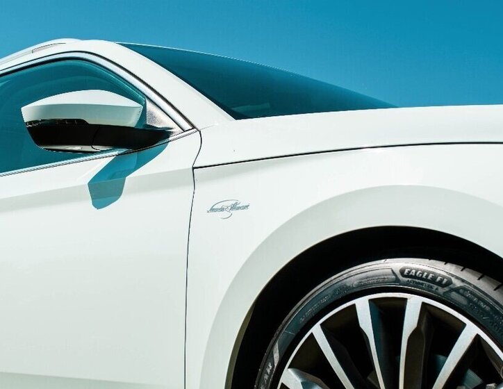 Škoda Superb Kombi 0,0 235 kw