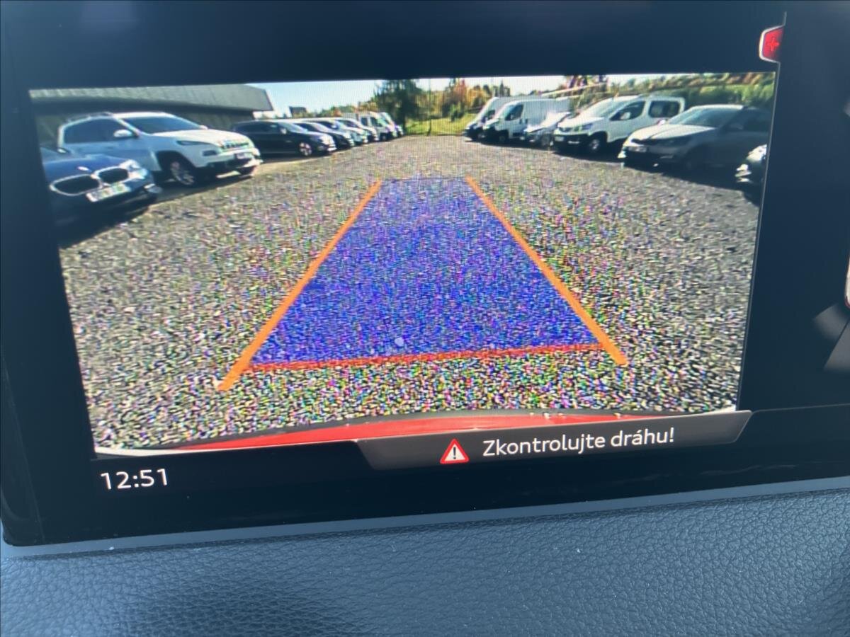 Audi Q2 SUV / Terénní 2,0 l 110 kw