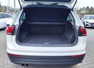 Volkswagen Tiguan 9