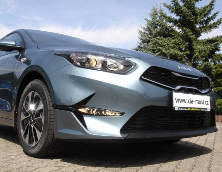 KIA Ceed Hatchback 1,5 l 103 kw