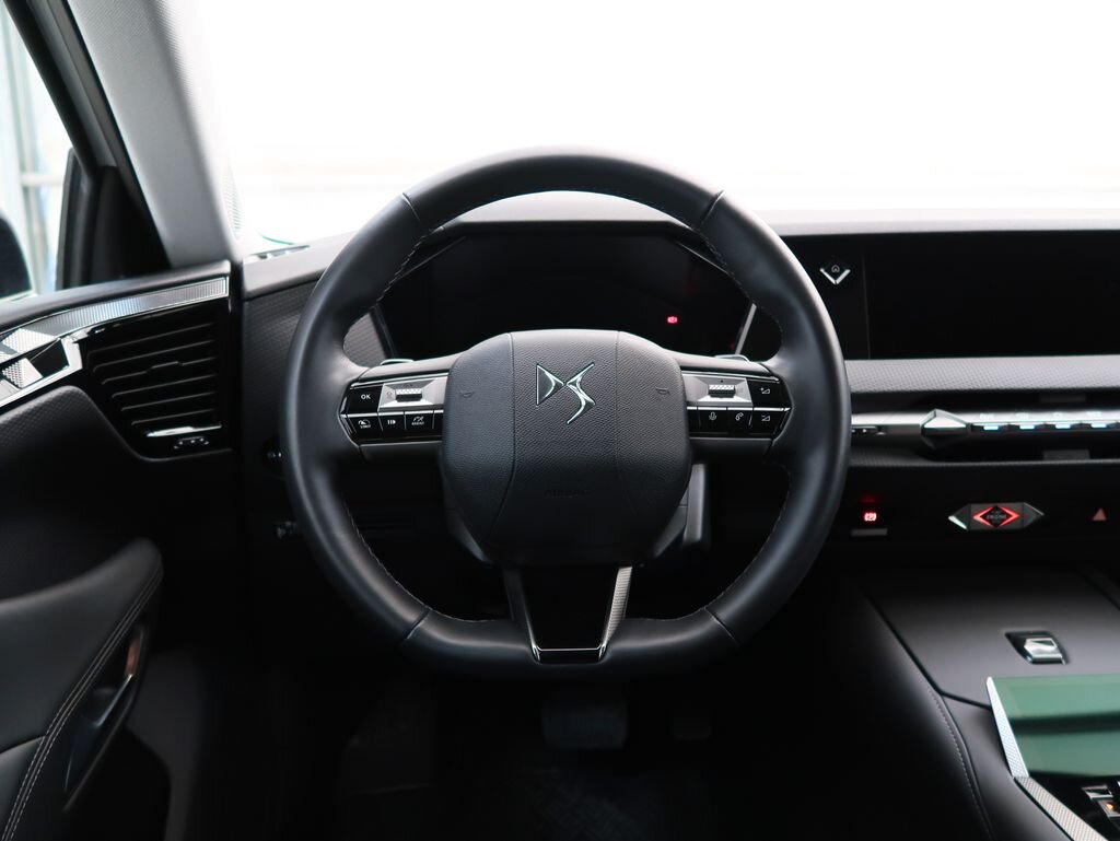 DS Automobiles DS4 Hatchback 1,2 l 100 kw