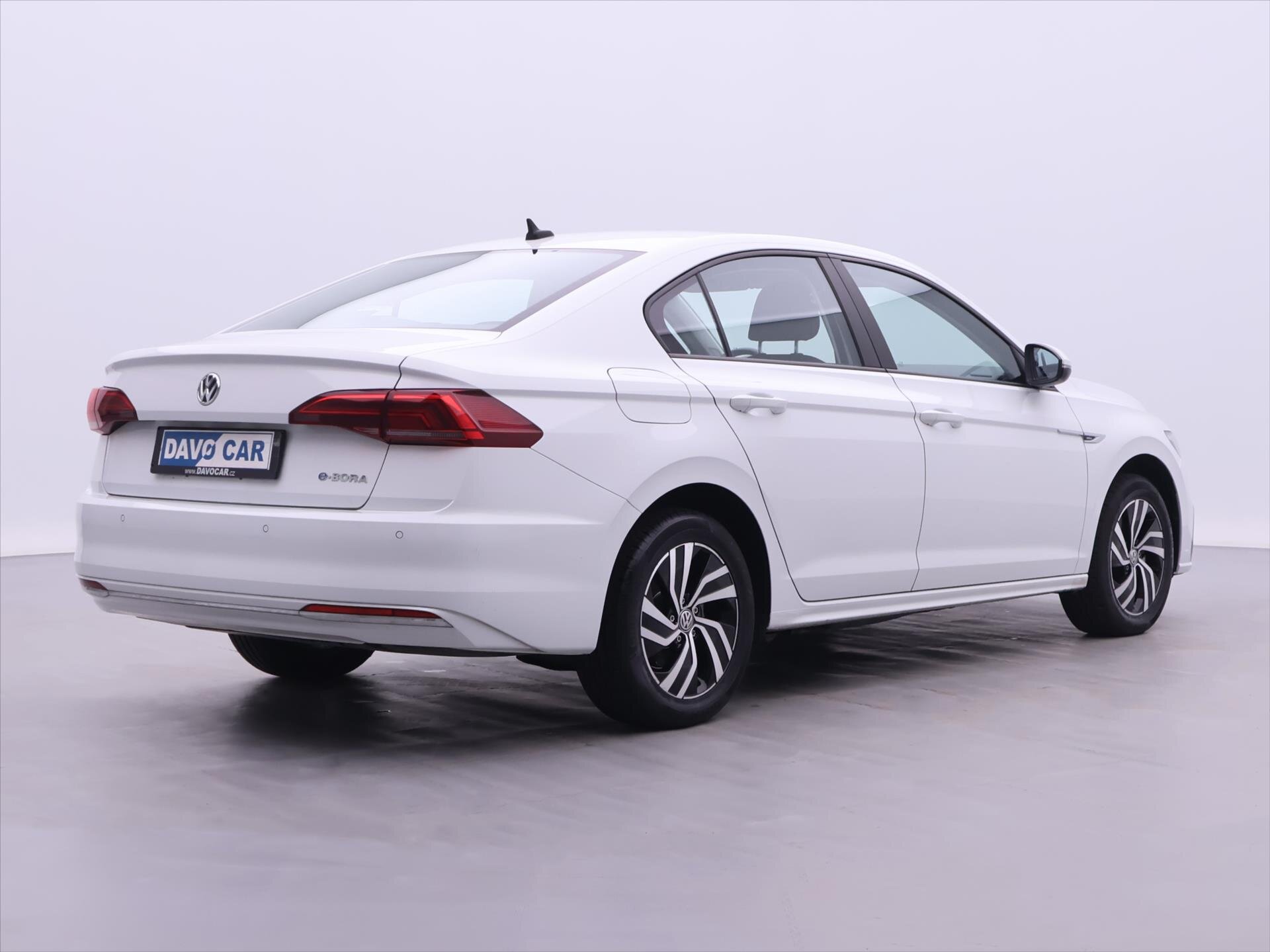 Volkswagen Bora Sedan 0,0 100 kw