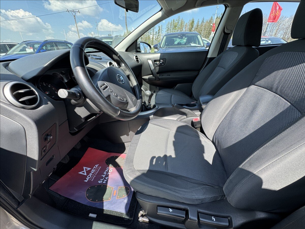 Nissan Qashqai SUV / Terénní 1,6 l 84 kw