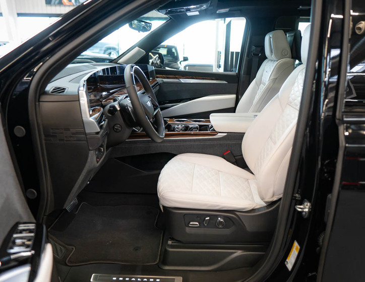 Cadillac Escalade 17