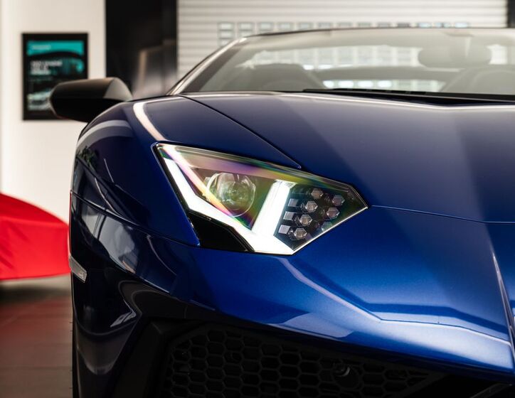 Lamborghini Aventador 24