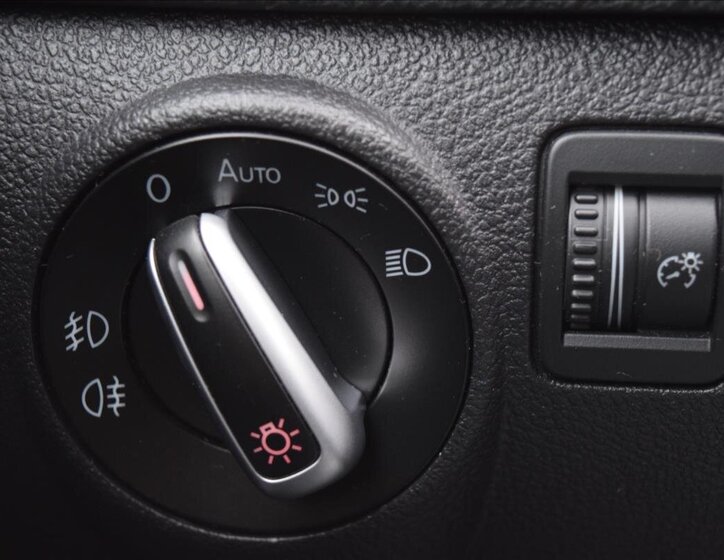 Volkswagen Golf Kombi 1,6 l 77 kw