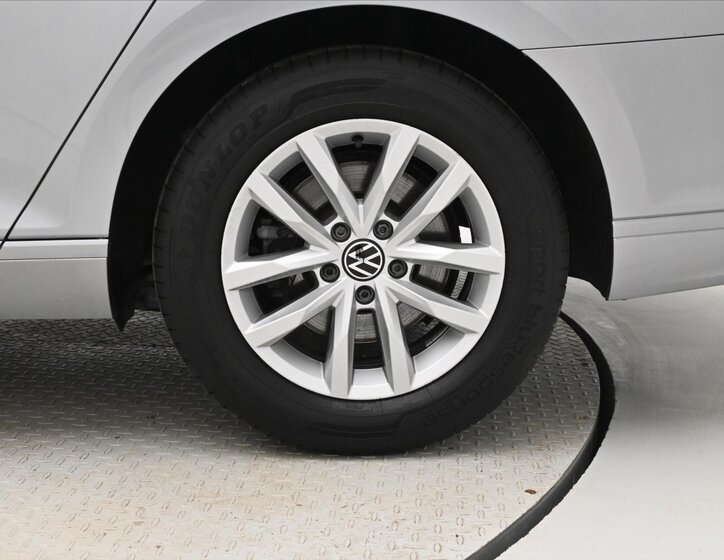 Volkswagen Passat Kombi 2,0 l 110 kw