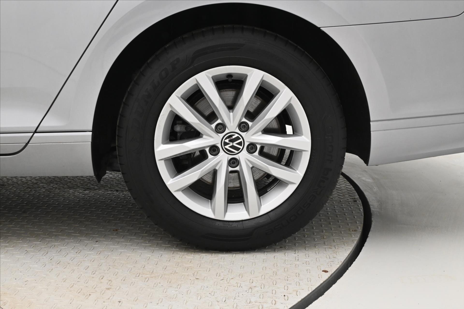 Volkswagen Passat Kombi 2,0 l 110 kw