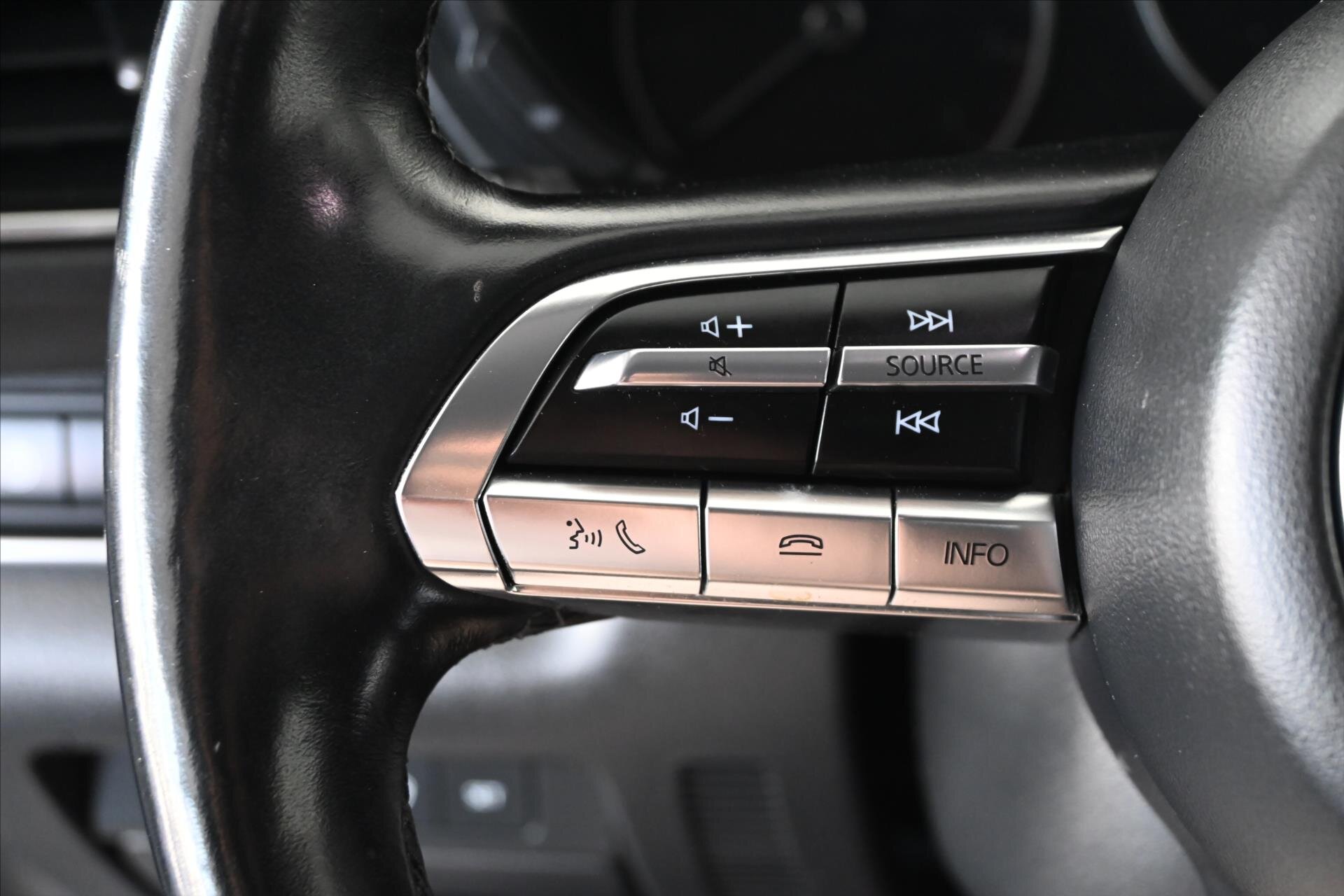 Mazda CX-30 SUV / Terénní 2,0 l 132 kw