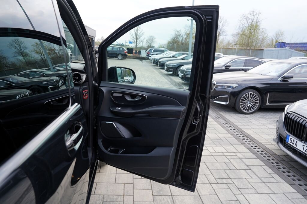 Mercedes-Benz Třídy V MPV 2,0 l 176 kw