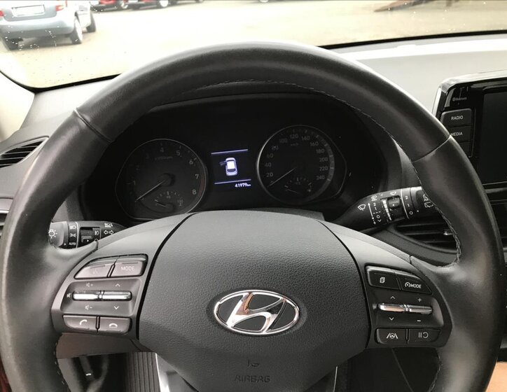 Hyundai i30 Kombi 998,0 88 kw