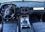 Volkswagen Touareg 20